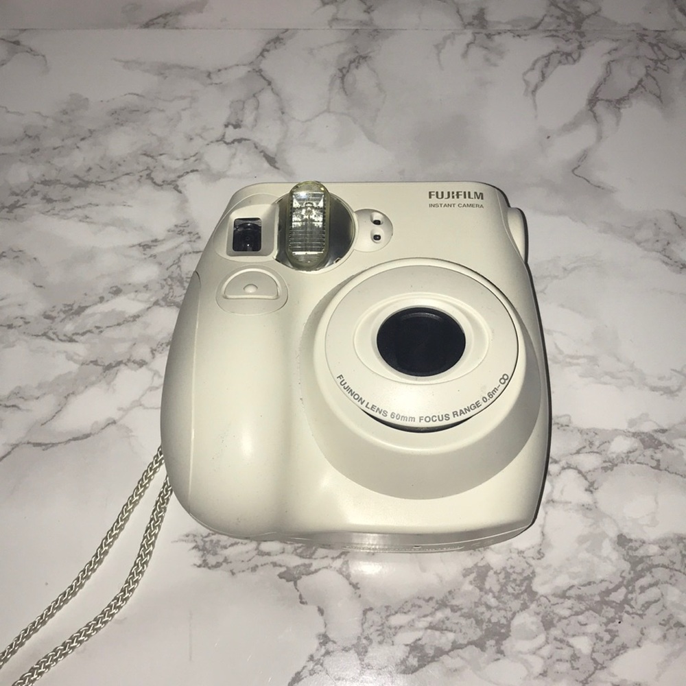 Instant Camera